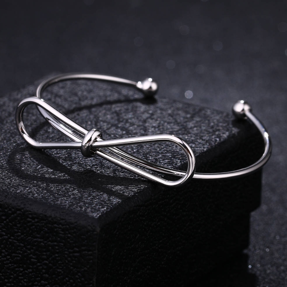 Bow Bracelet Silver - Picture 3 of 6